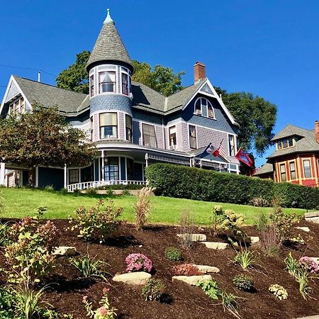 The Hancock House Bed & Breakfast Inn Dubuque Eksteriør billede