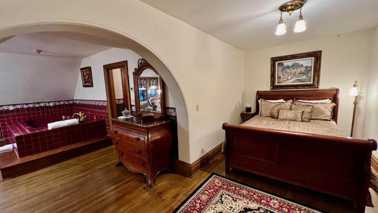 The Hancock House Bed & Breakfast Inn Dubuque Eksteriør billede